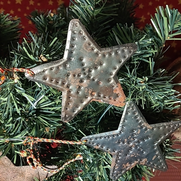 Folk Art Style Metal Punched Stars Christmas Ornaments - Picture 7 of 12